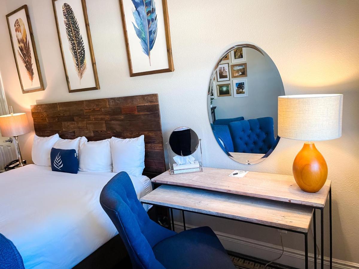 Pinemark Inn Suites Events Saint Clair Екстериор снимка