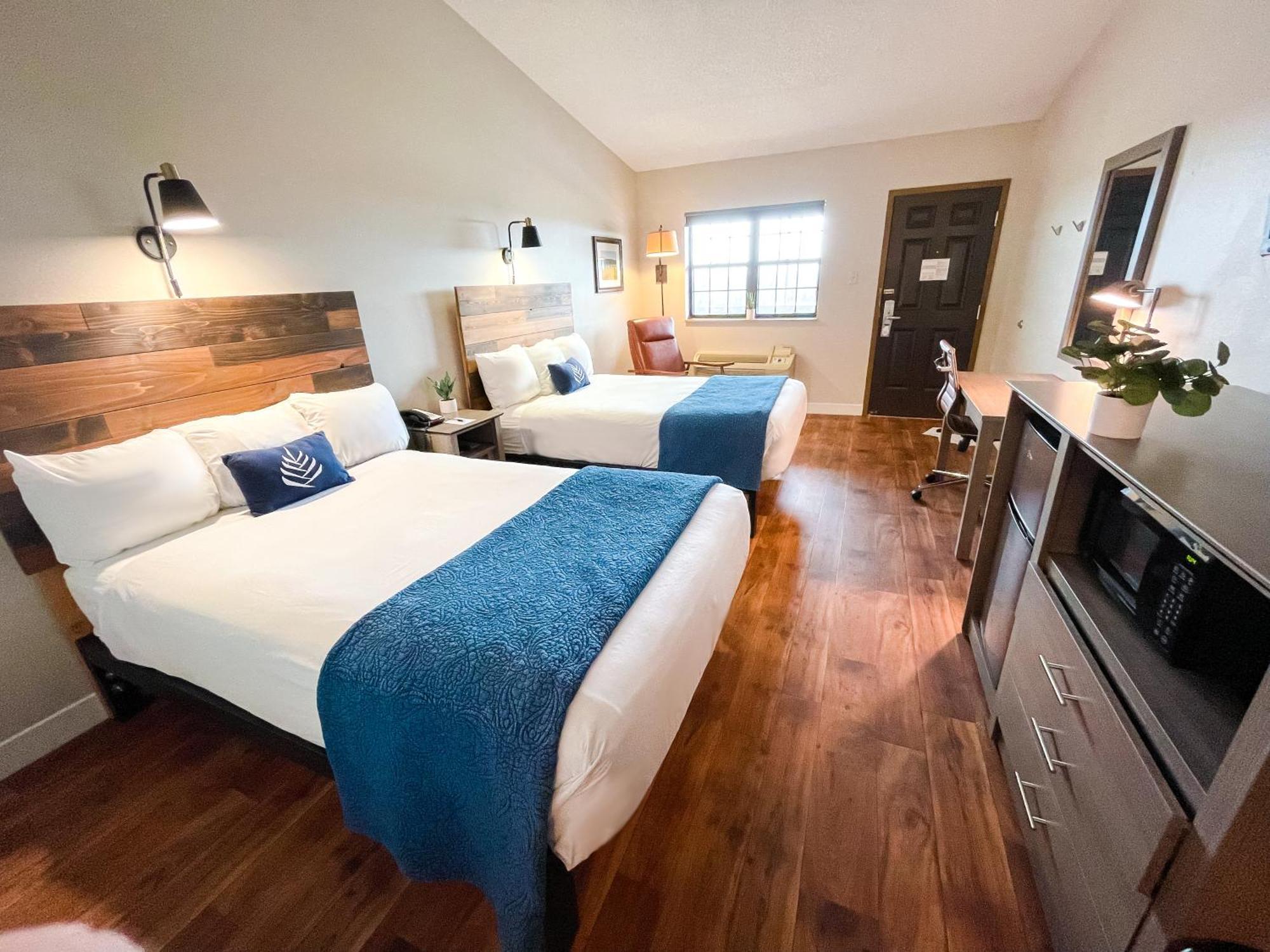 Pinemark Inn Suites Events Saint Clair Екстериор снимка