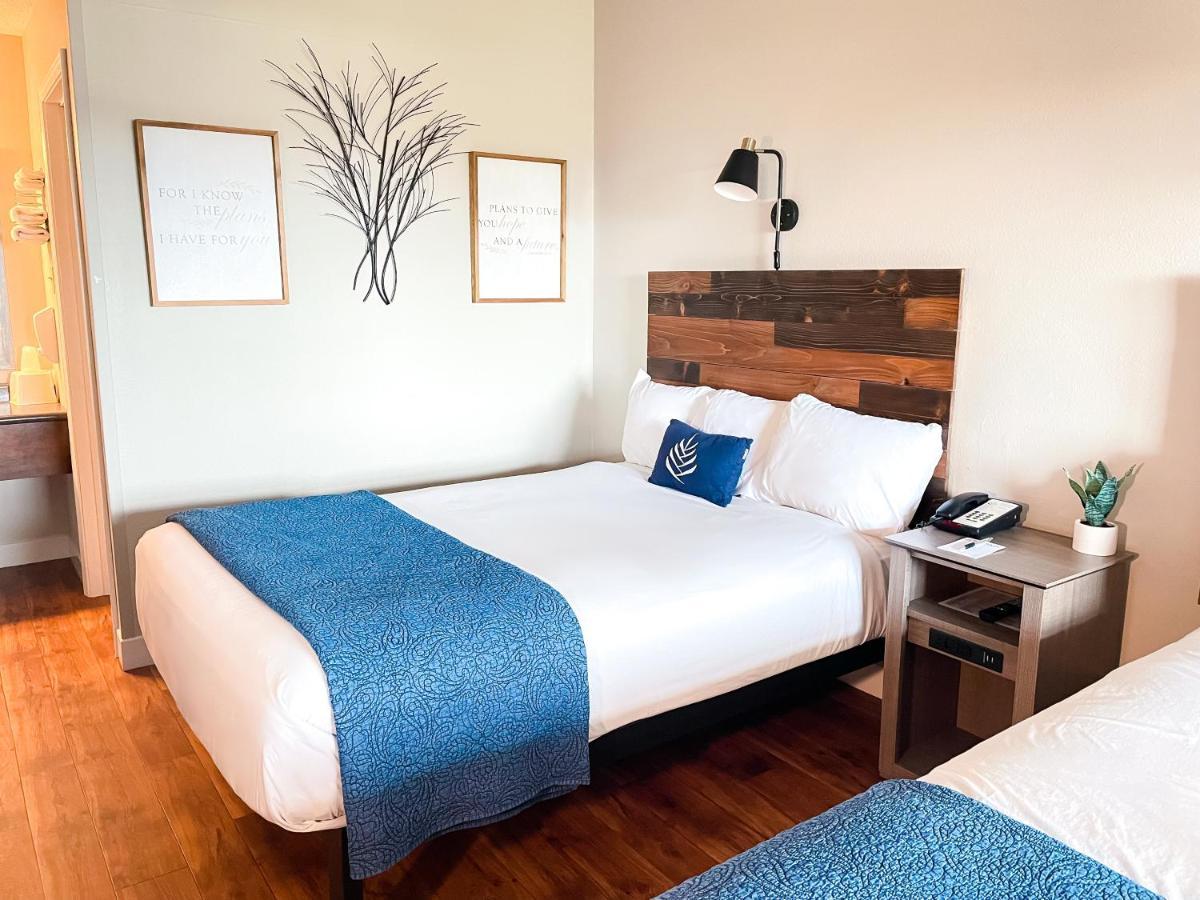 Pinemark Inn Suites Events Saint Clair Екстериор снимка